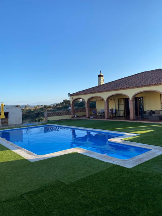 Casa Rural Montes De Trigo Jerez De Los Caballeros Exterior foto
